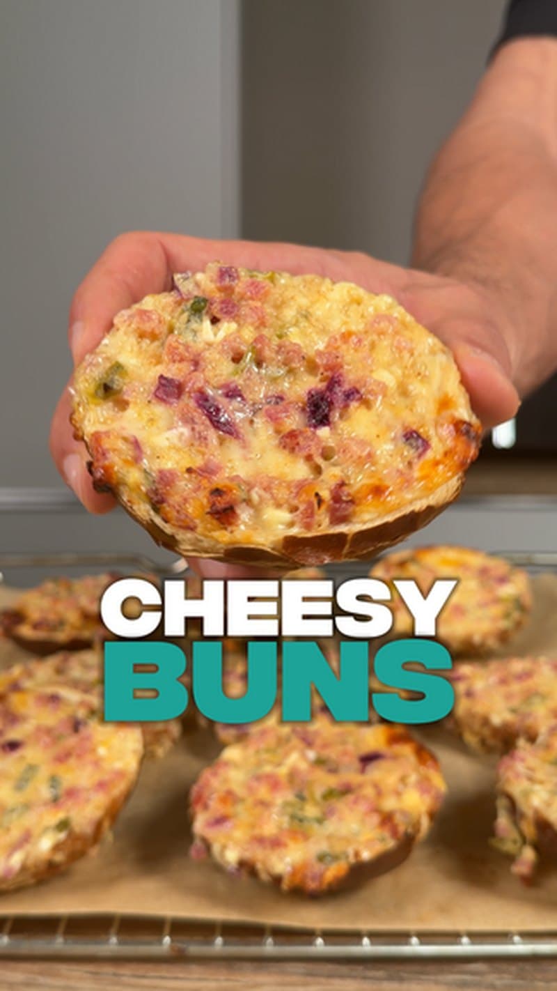Cheesy Buns