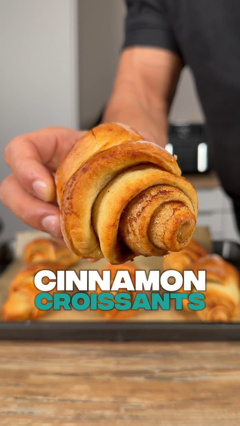 Cinnamon Croissant